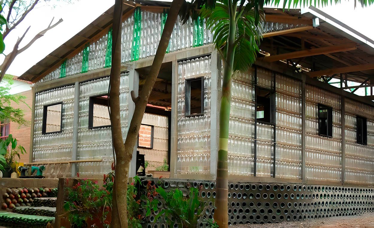 Casa Botellas